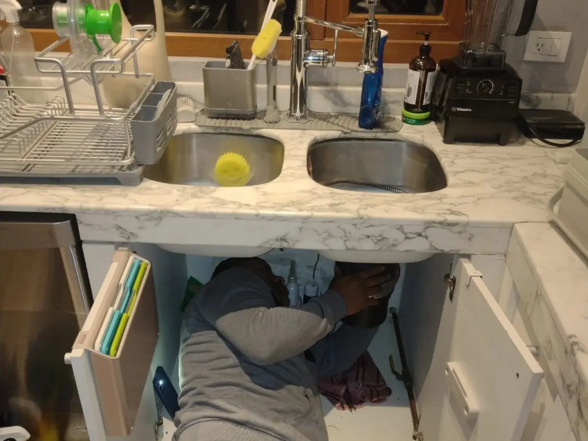 Desazolve de drenajes de cocina en CDMX